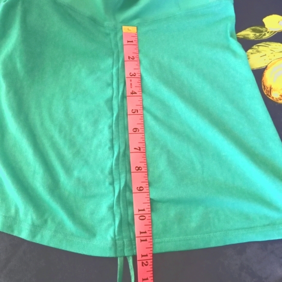 Lululemon Aqua green tank - Picture 7 of 8